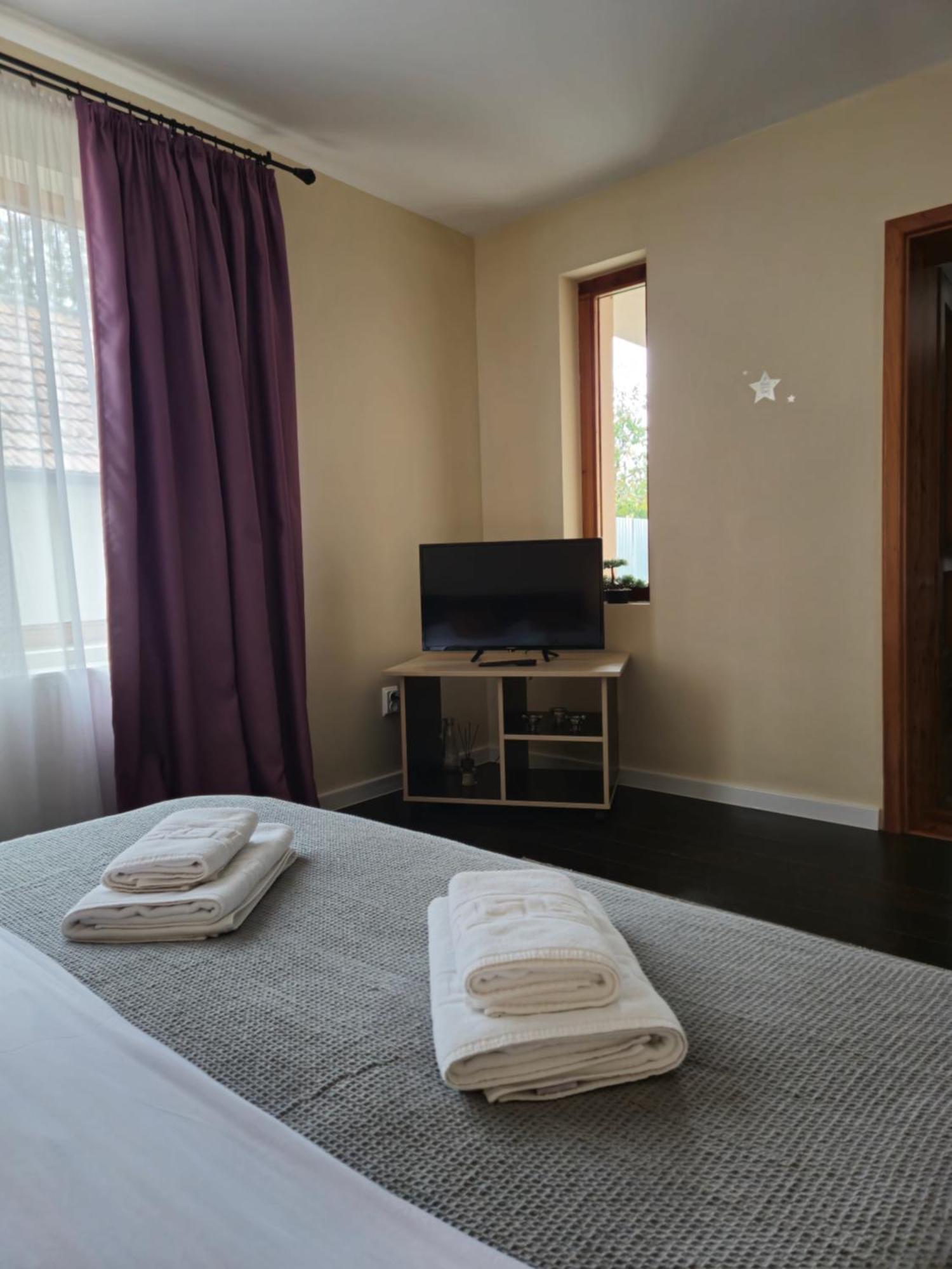 הוילה Rîşnov Casa Dana מראה חיצוני תמונה